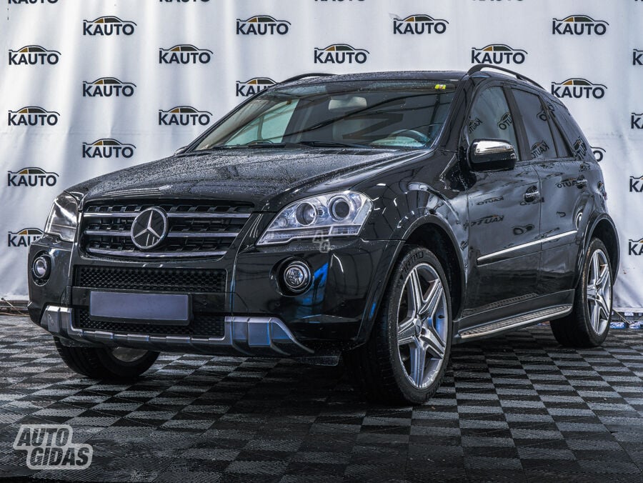 Mercedes-Benz ML320 2008 г Внедорожник / Кроссовер