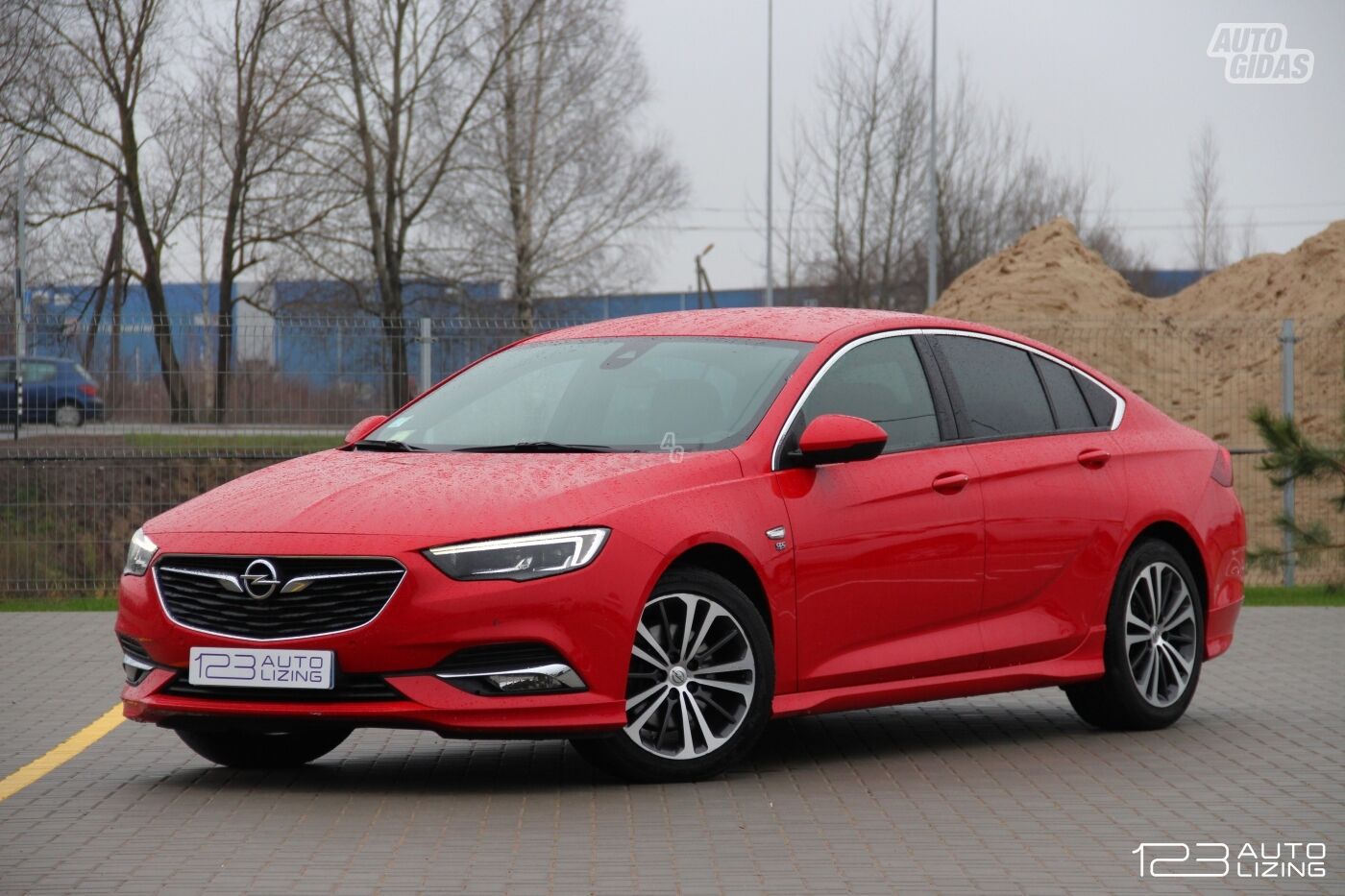 Opel Insignia 2019 y Sedan