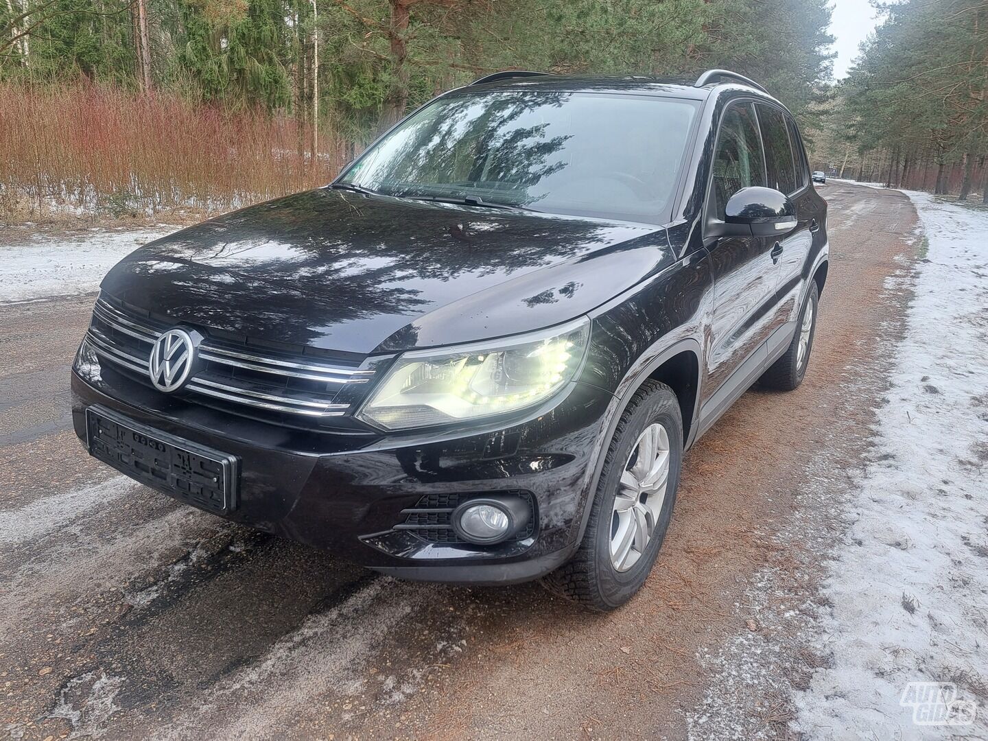 Volkswagen Tiguan 2011 y Off-road / Crossover