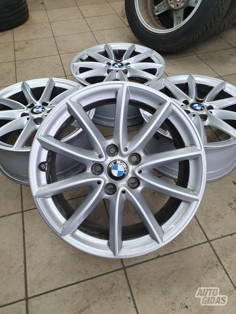 BMW X1 light alloy R17 rims