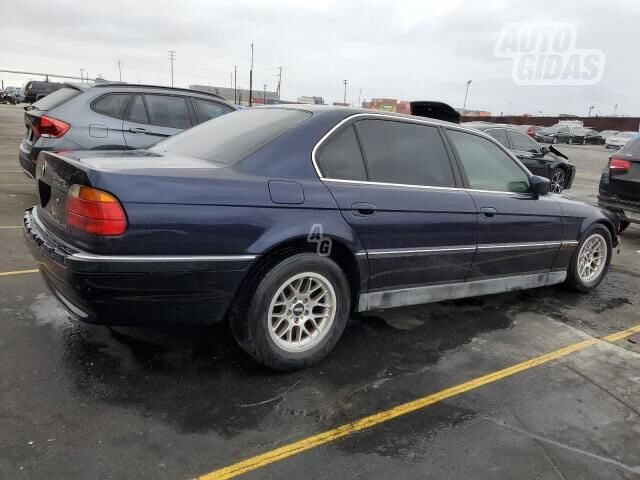 Bmw 740 1998 г Седан