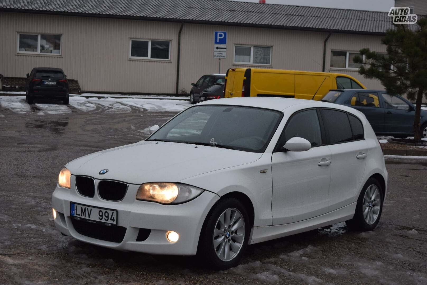 Bmw 120 2008 г Хэтчбек