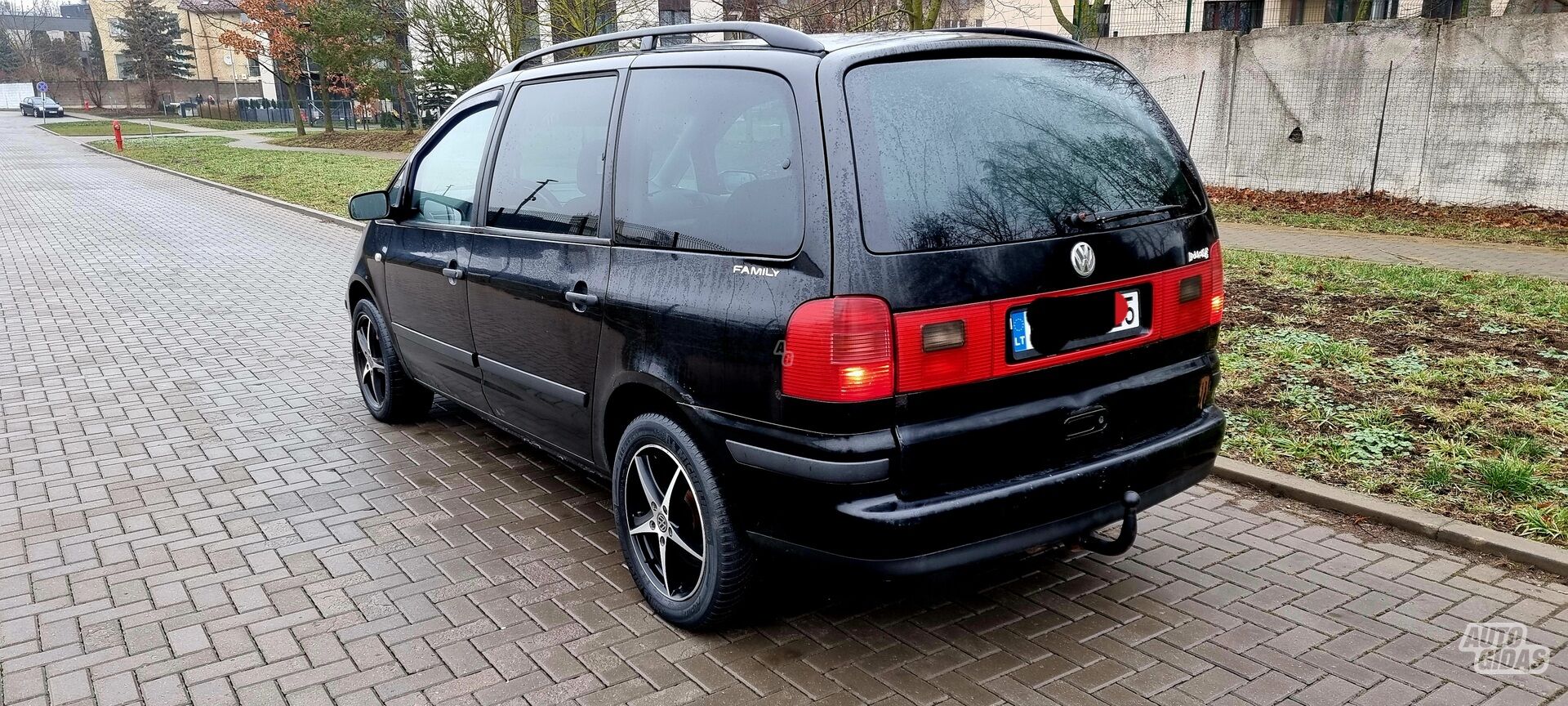 Volkswagen Sharan 2003 г Минивэн