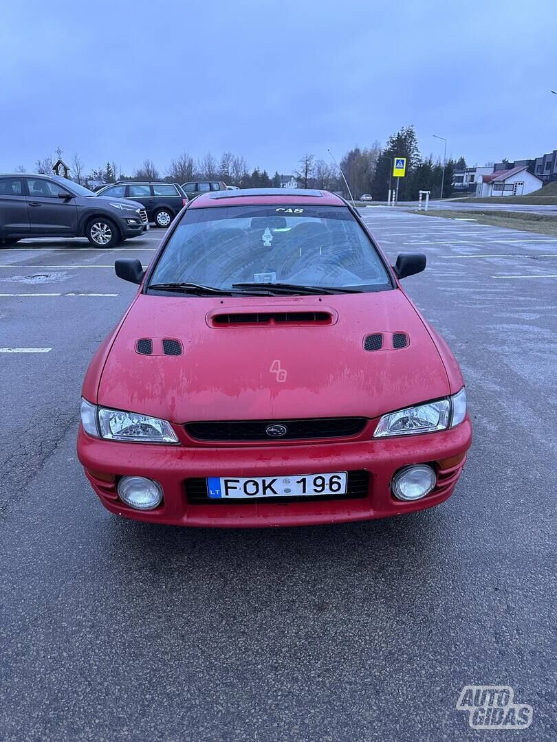 Subaru Impreza 1996 y Sedan