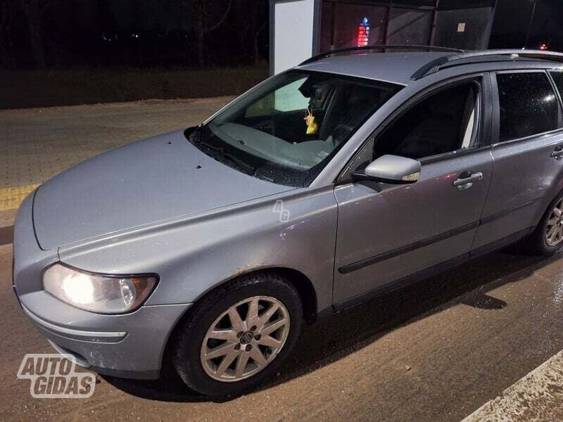 Volvo V50 2006 y Wagon