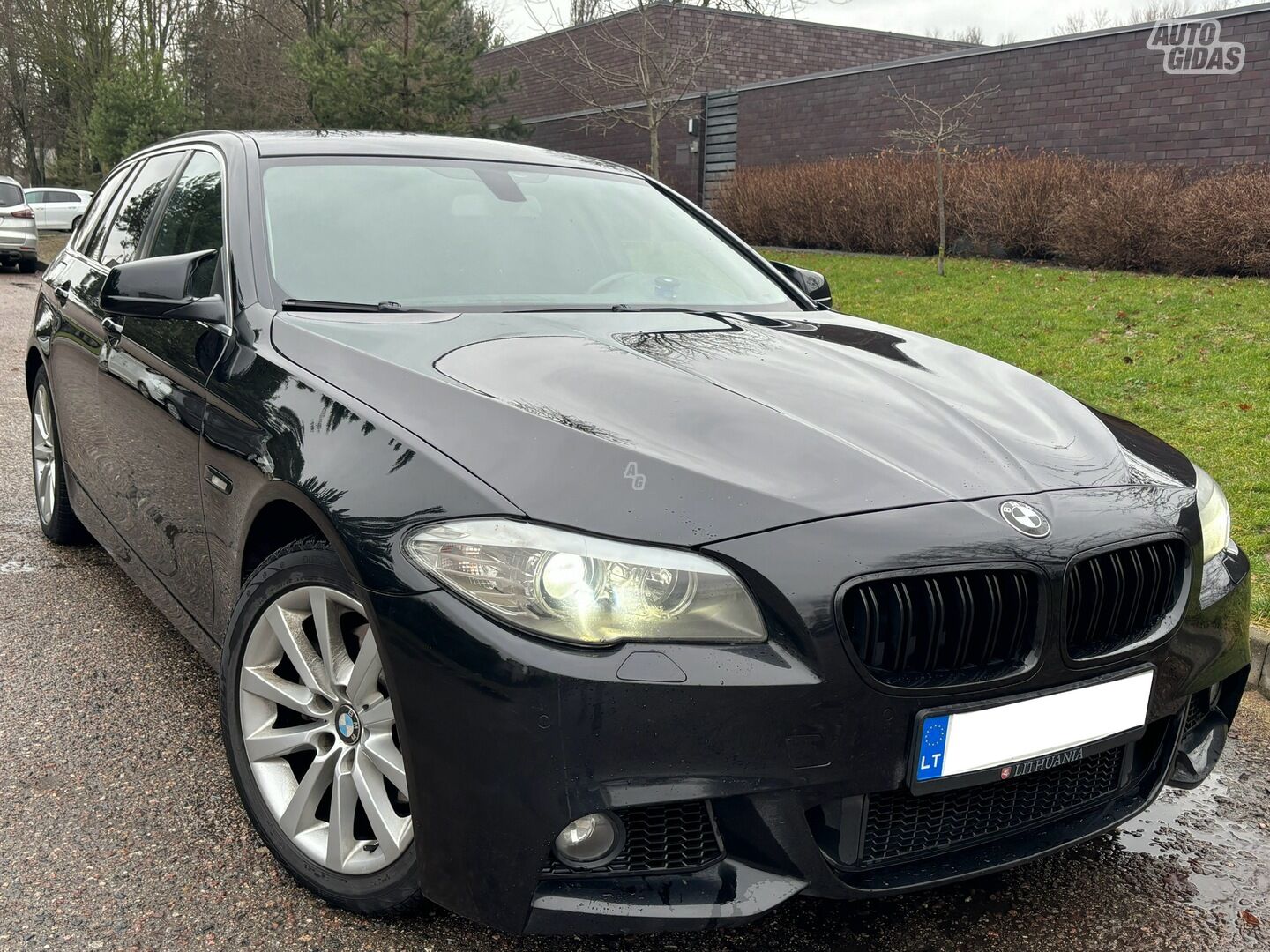 Bmw 520 M-PACK 2012 y