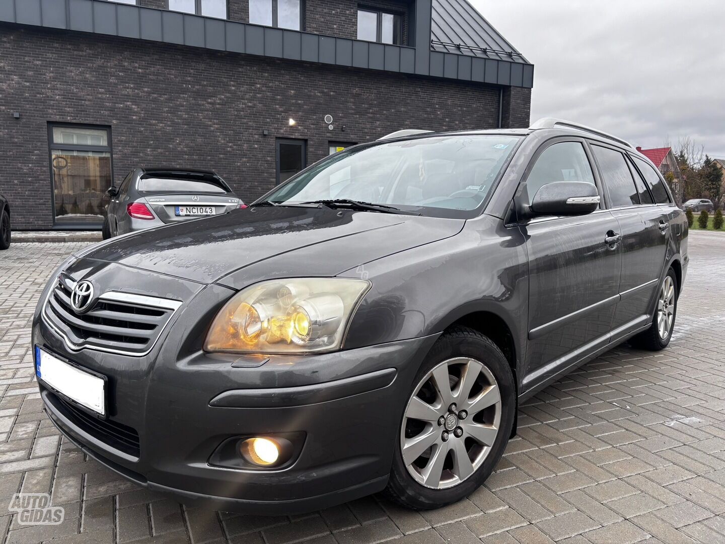 Toyota Avensis 2008 y Wagon