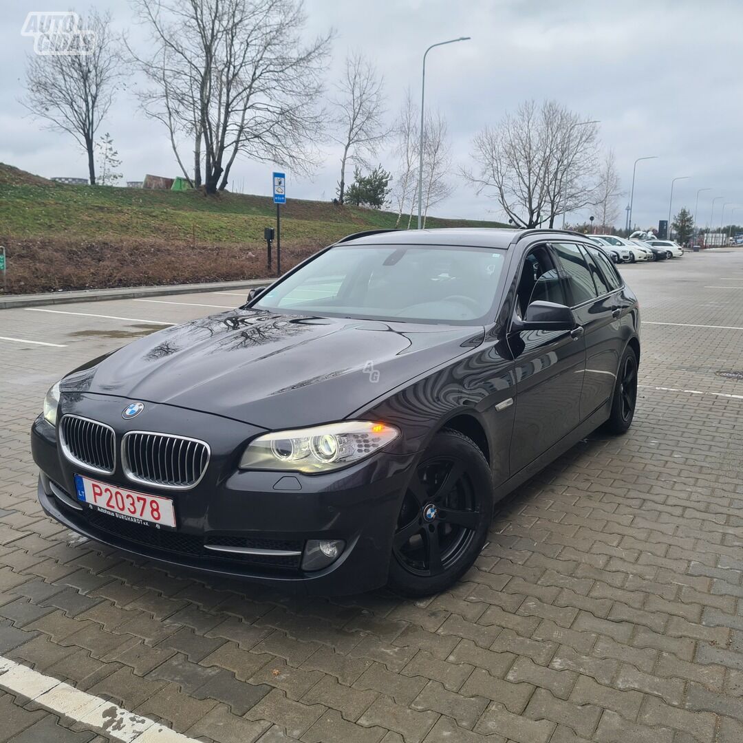 Bmw 530 2011 m Universalas