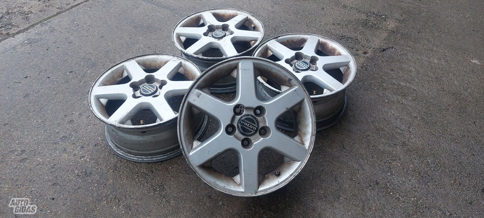 Light alloy R15 rims