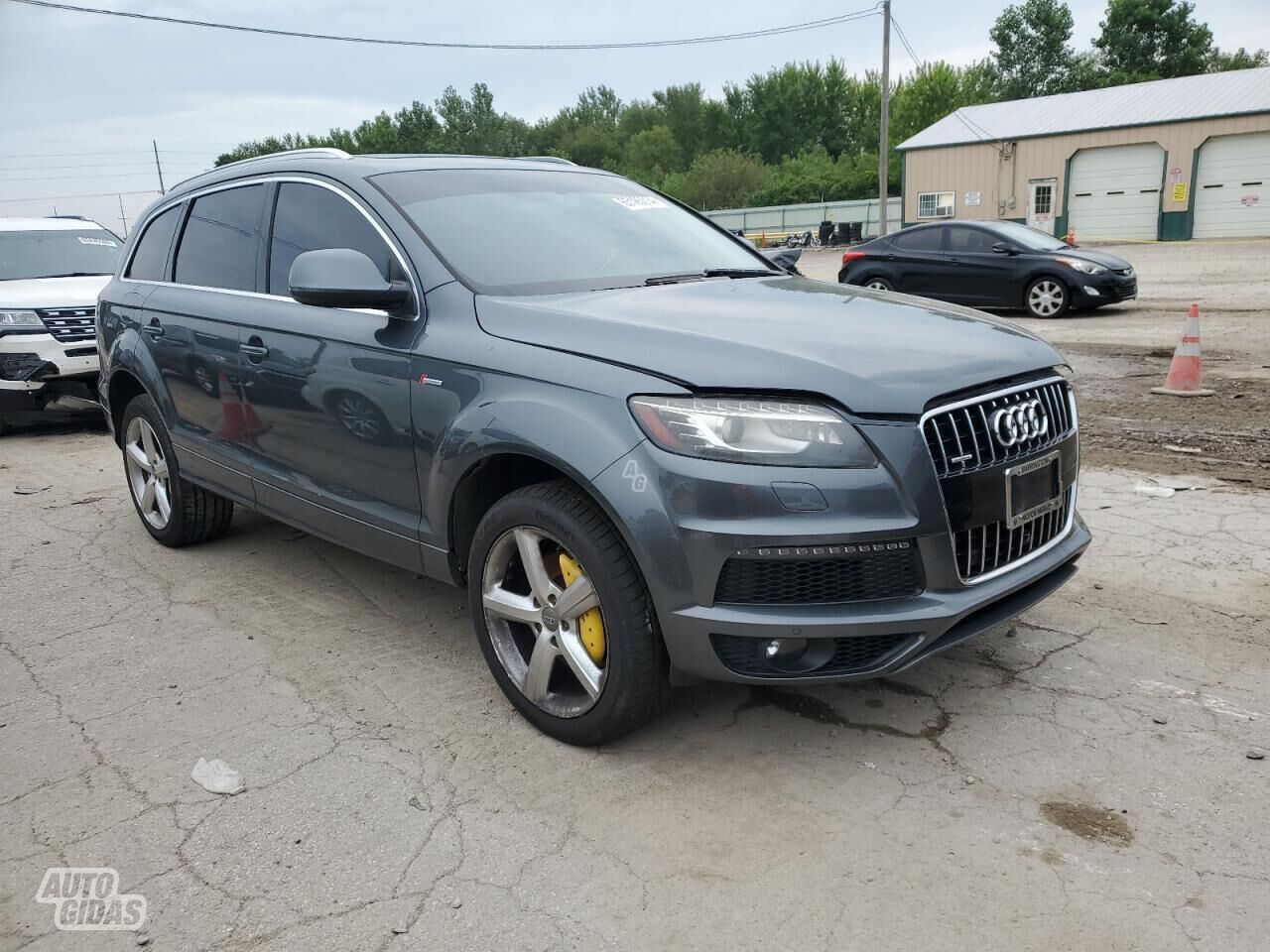 Audi Q7 2013 m Visureigis / Krosoveris