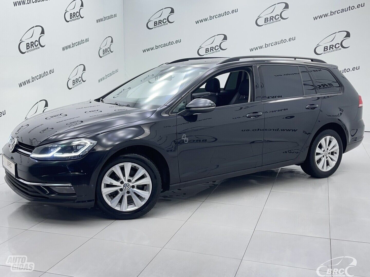 Volkswagen Golf 1.6TDI DSG Variant A 2017 m