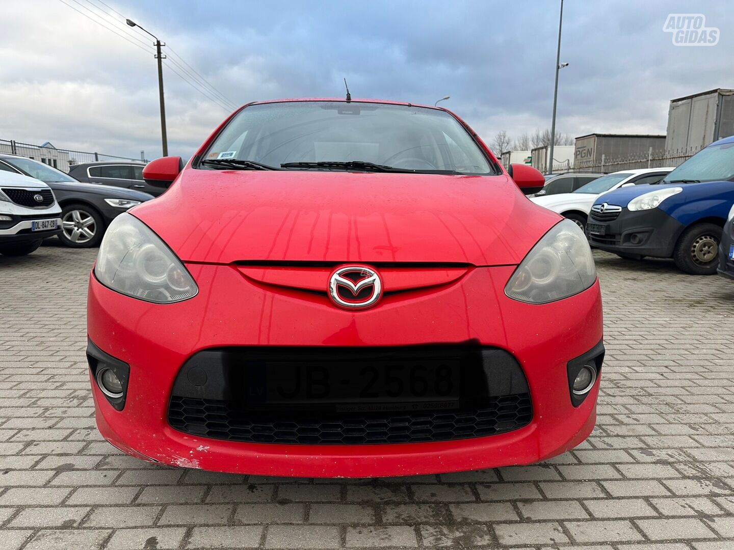 Mazda 2 2010 г Хэтчбек