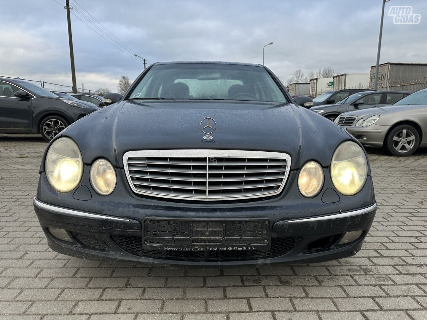 Mercedes-Benz E 240 2002 г Седан