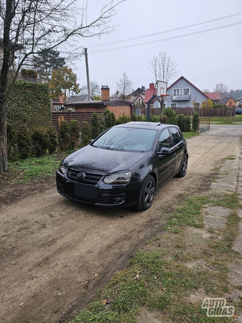 Volkswagen Golf TDI 2005 г