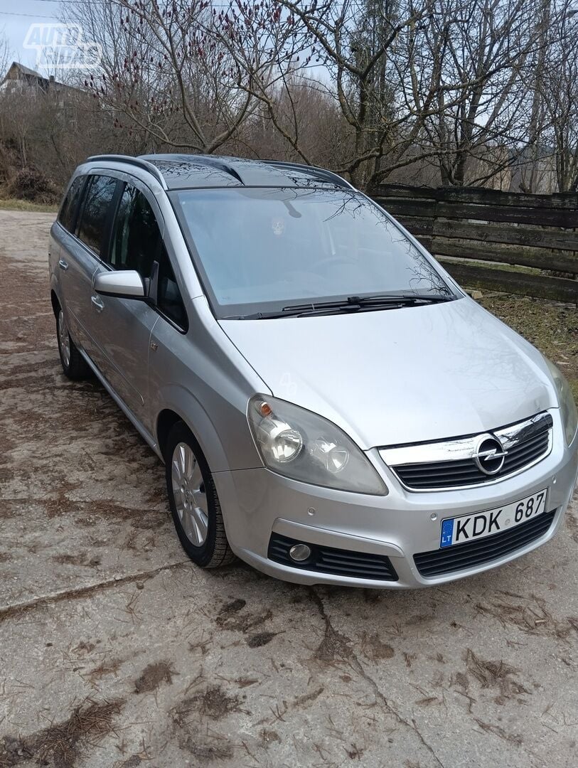 Opel Zafira 2006 m Visureigis / Krosoveris