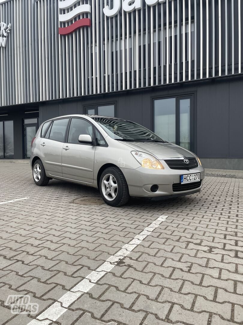 Toyota Corolla Verso D4D 2002 m