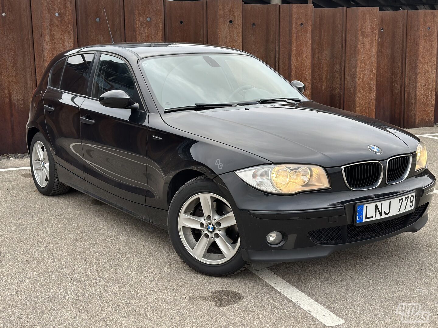 Bmw 118 2005 г Хэтчбек