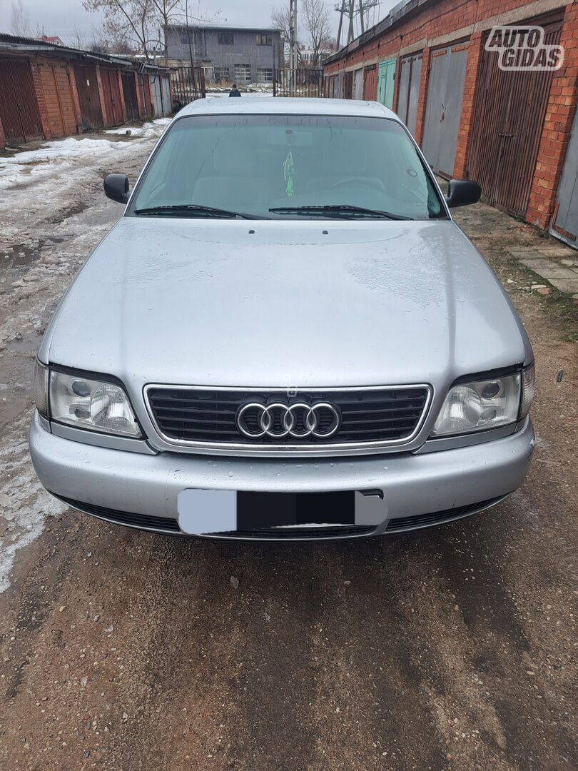 Audi A6 1996 y Sedan