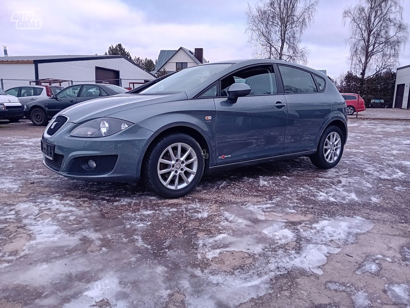 Seat Leon 2012 г Хэтчбек