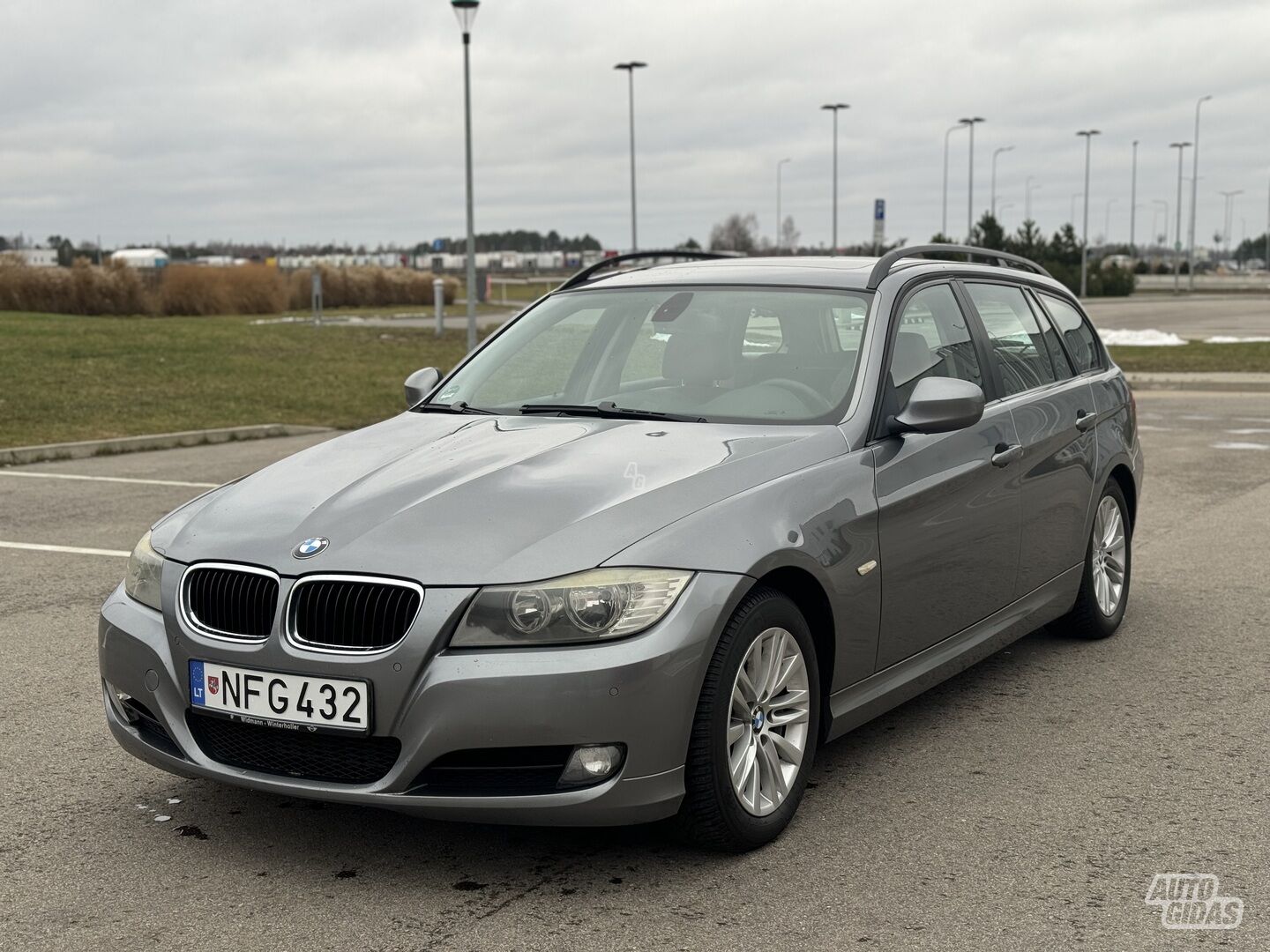 Bmw 320 2009 г Универсал