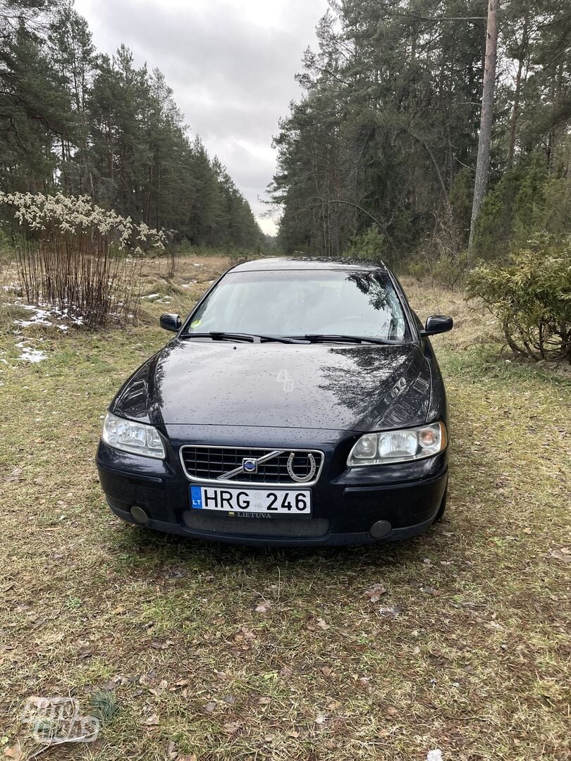 Volvo S60 2005 г Седан