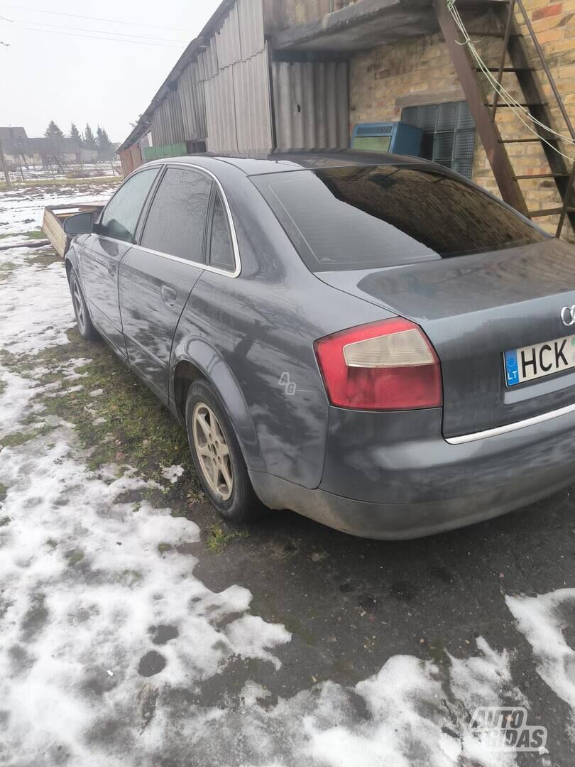 Audi A4 2005 г Седан