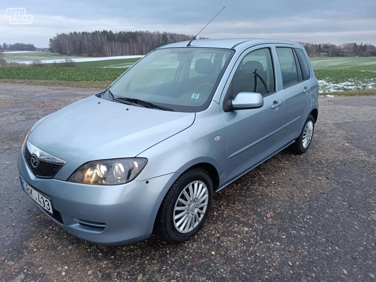 Mazda 2  2006 m