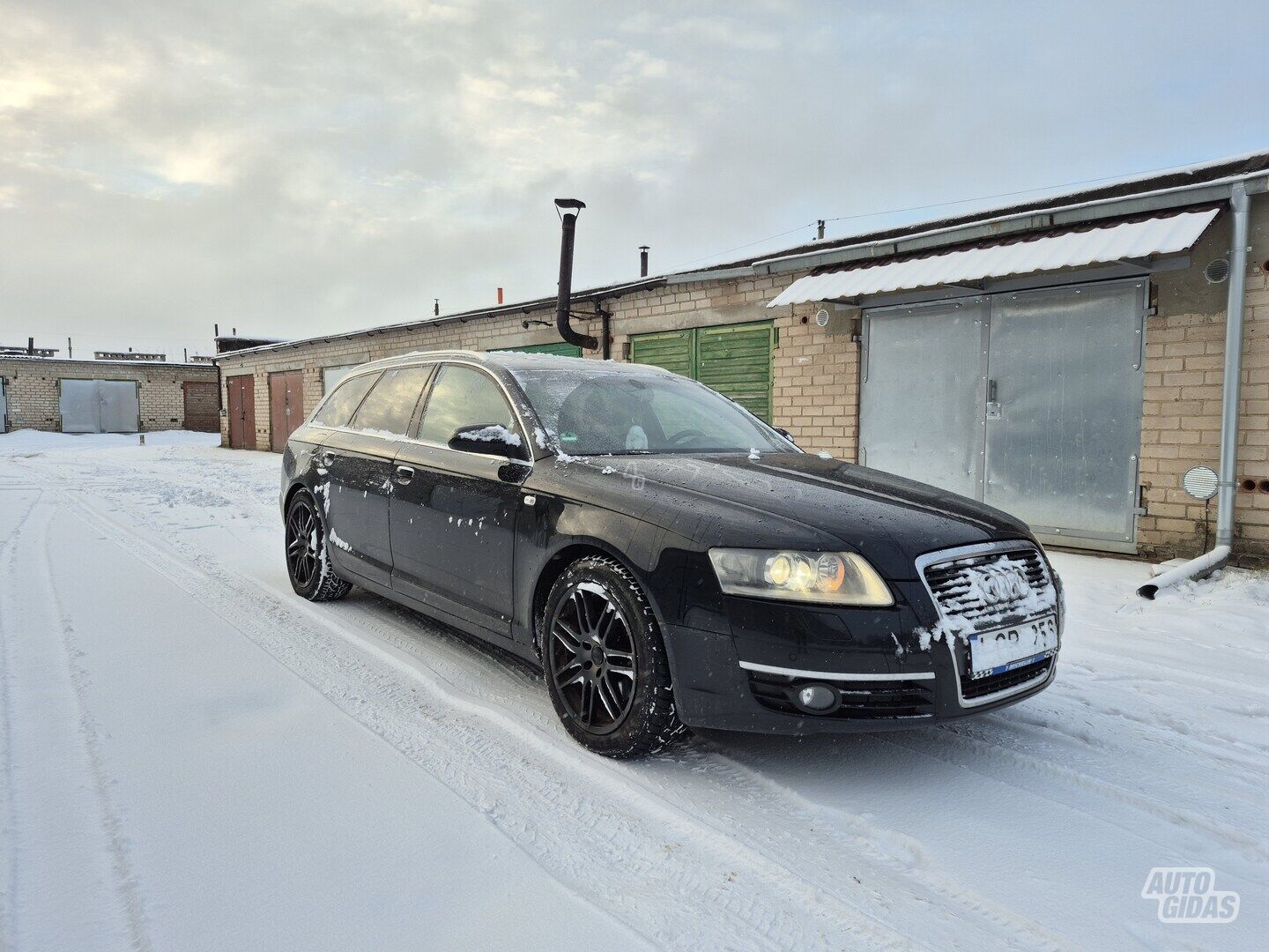 Audi A6 2008 m Universalas