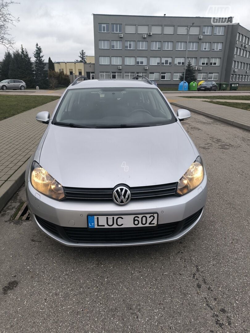 Volkswagen Golf 2010 г Универсал