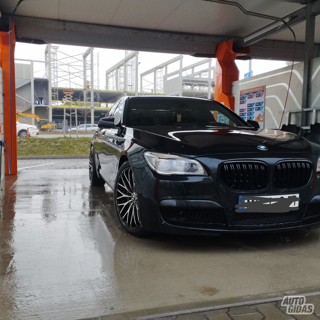 Bmw 730 2010 г Седан