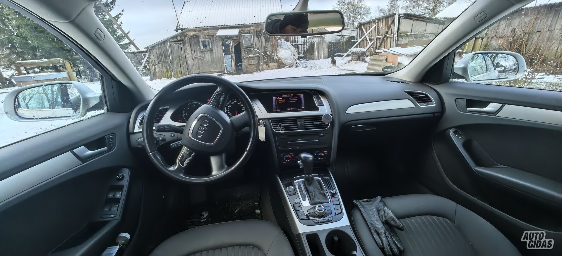 Audi A4 2010 m Universalas