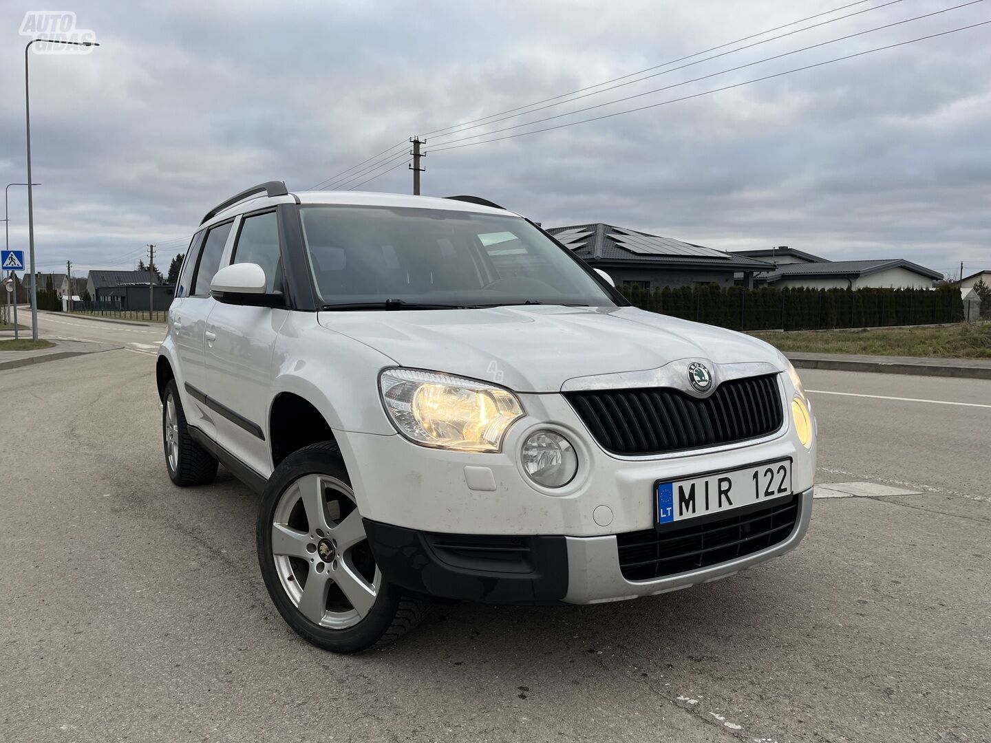 Skoda Yeti 2013 y Off-road / Crossover