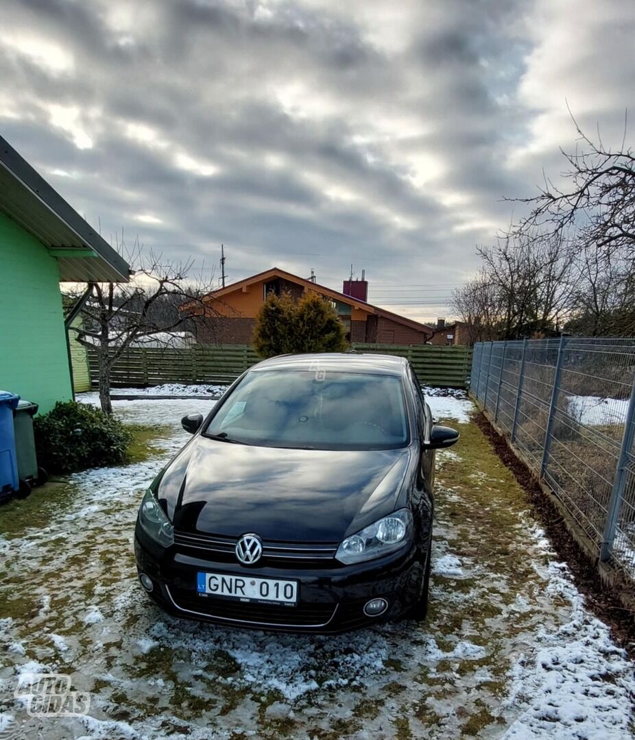 Volkswagen Golf 2010 y Hatchback