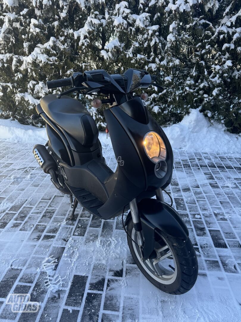 Peugeot Ludix 2007 y Scooter / moped