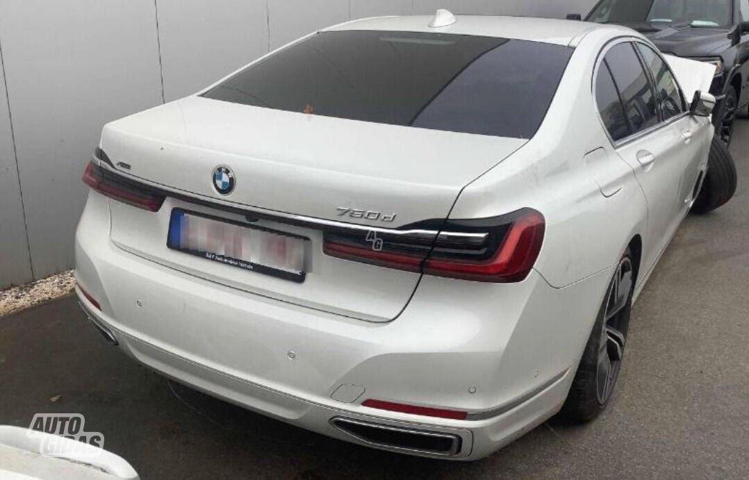 Bmw 750 2019 m Sedanas