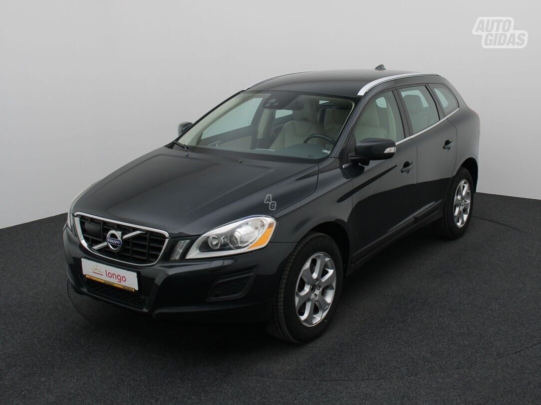 Volvo XC60 2013 y Off-road / Crossover