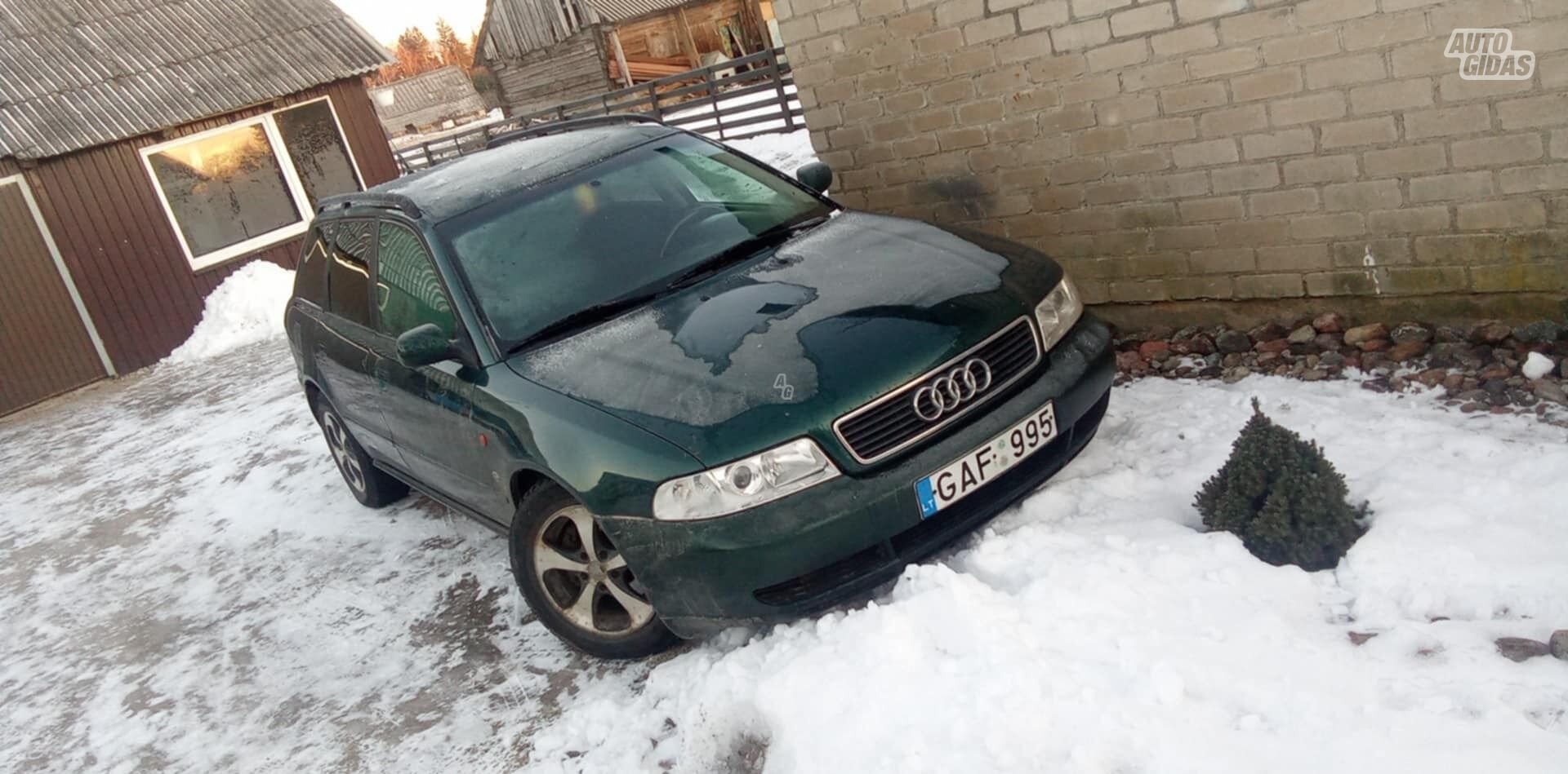 Audi A4 1996 г Универсал