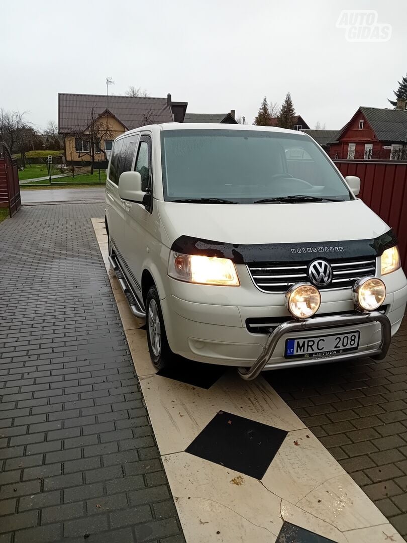 Volkswagen Caravelle TDI 2009 y