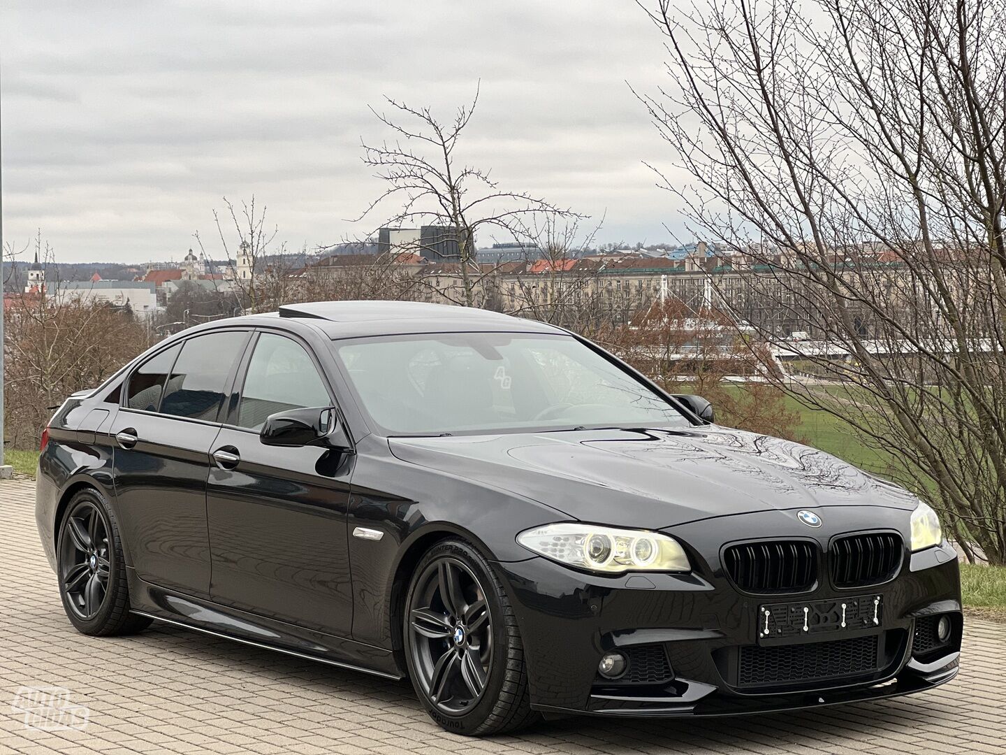 Bmw 520 2012 y Sedan