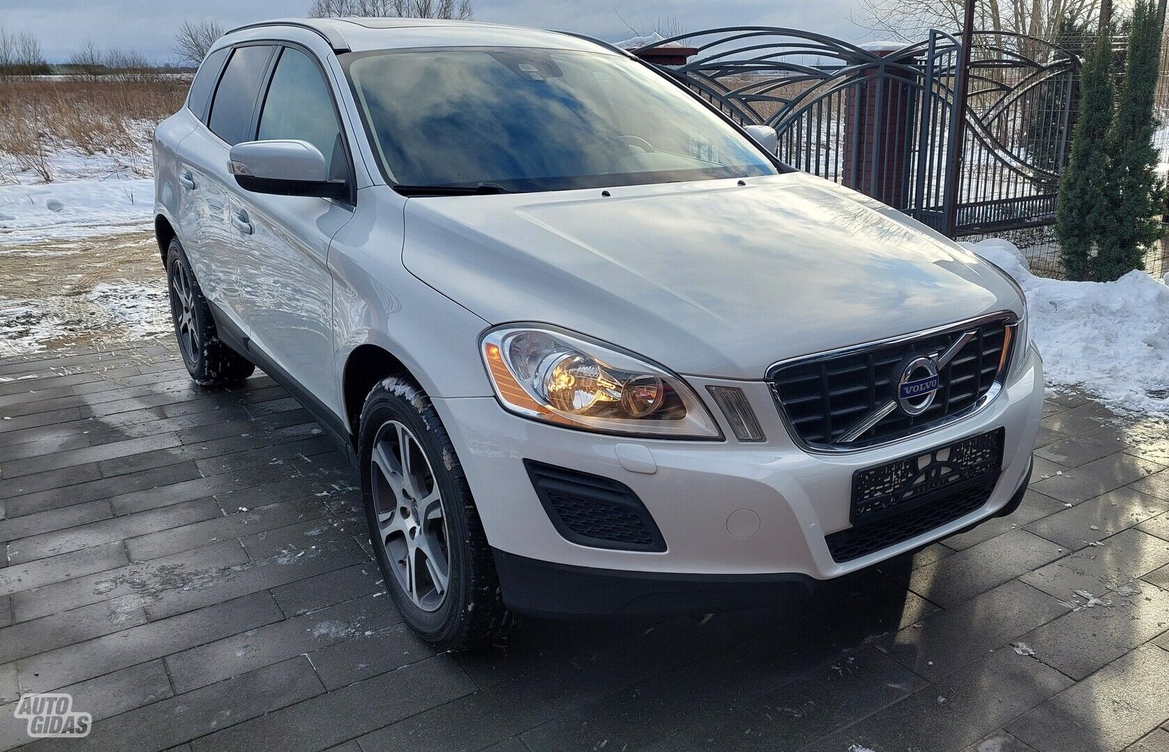 Volvo XC60 2013 m Visureigis / Krosoveris