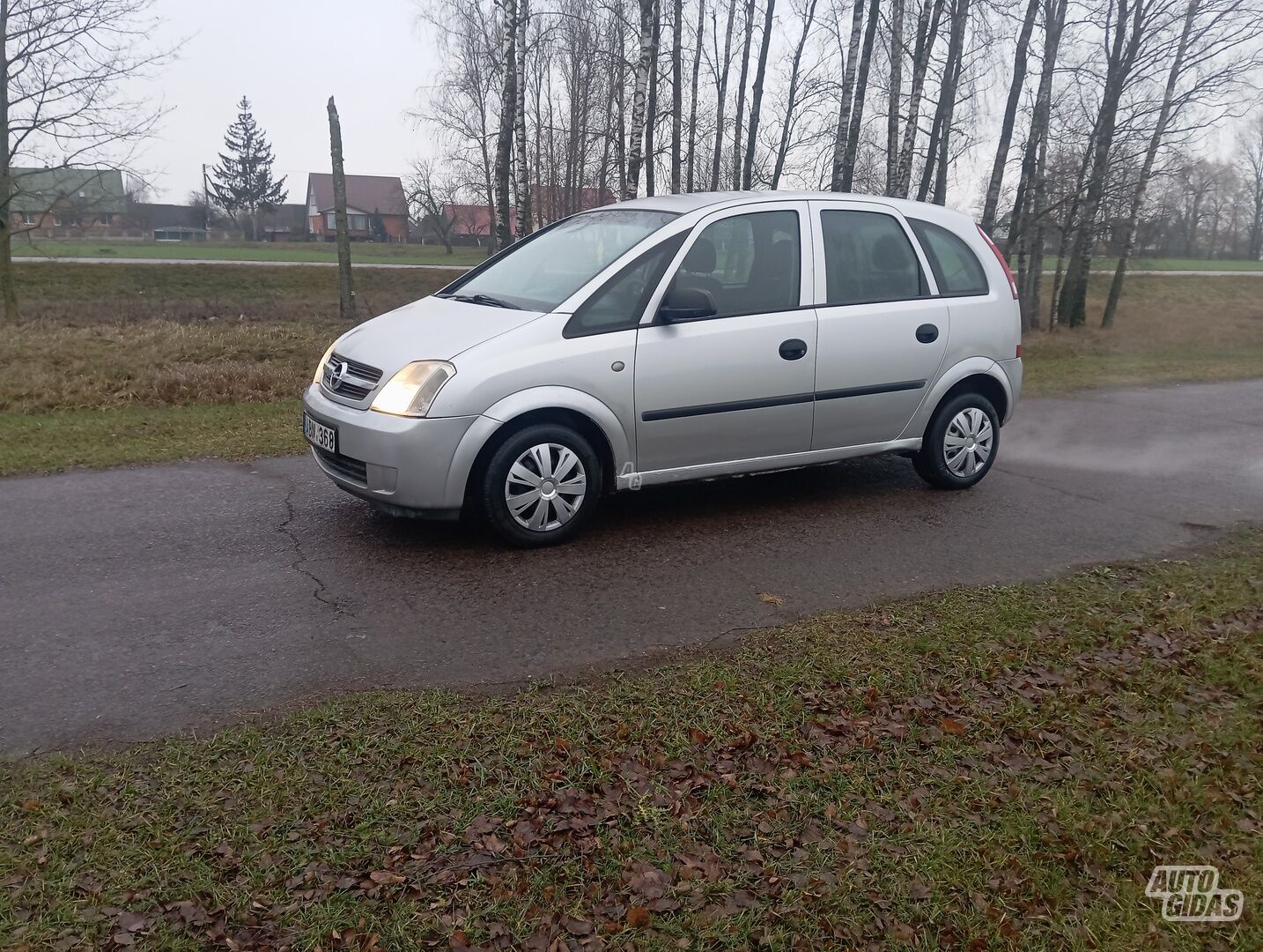 Opel Meriva 2005 y Hatchback