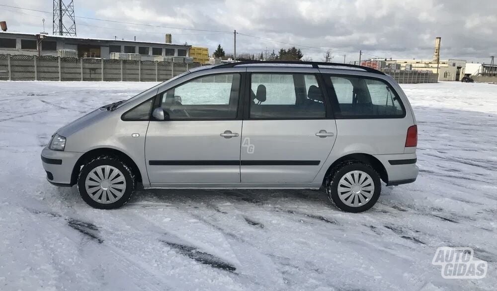 Seat Alhambra 2004 m Vienatūris