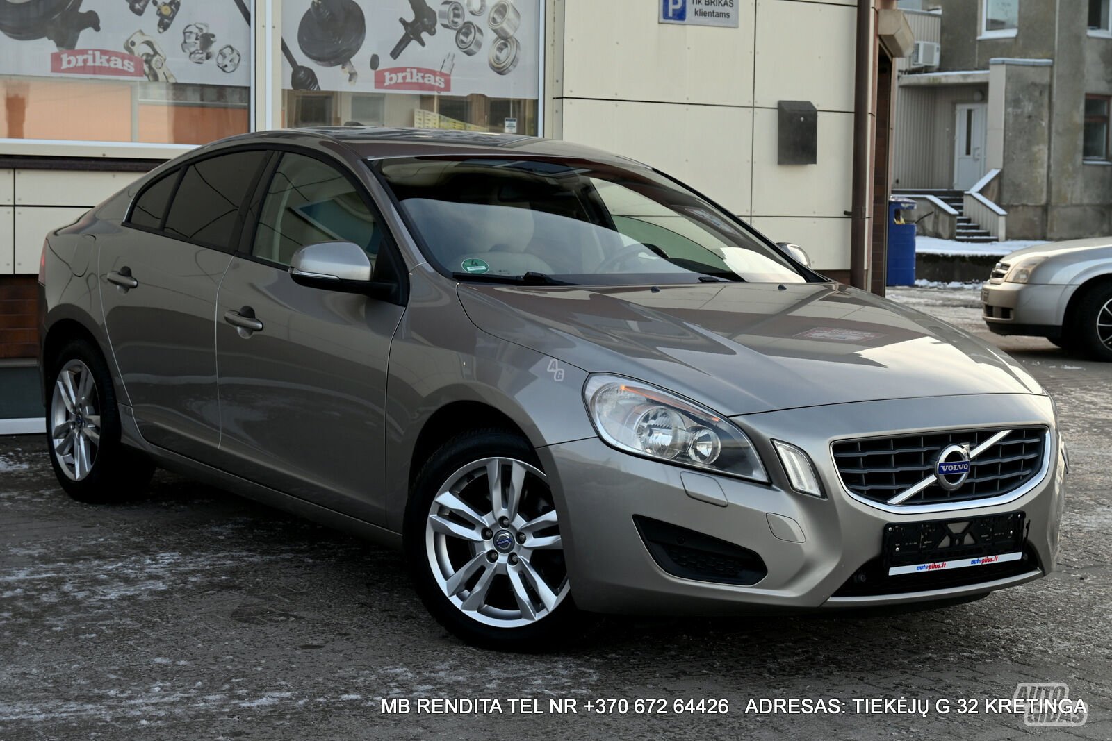 Volvo S60 2010 г Седан