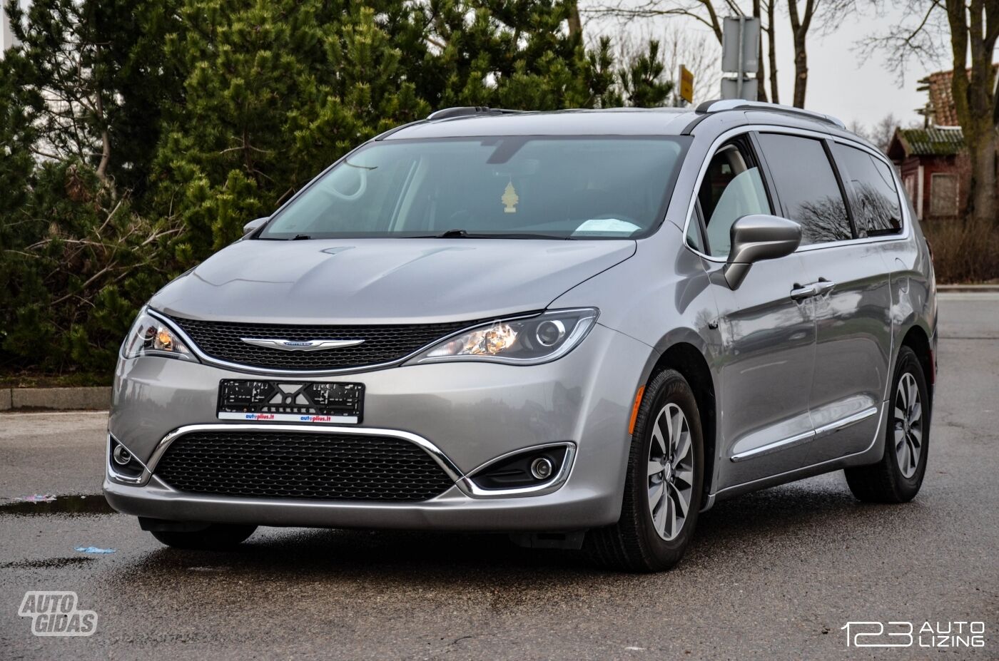 Chrysler Pacifica 2020 г Минивэн