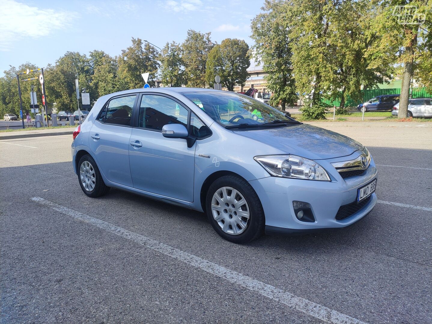 Toyota Auris 2012 г Хэтчбек