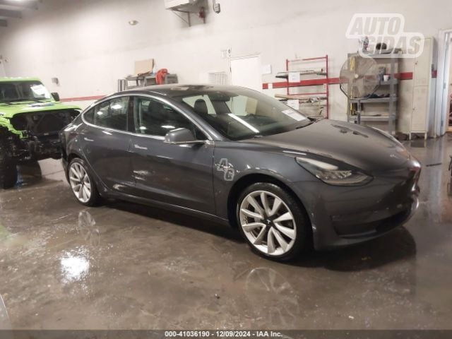 Tesla Model 3 2018 m Sedanas