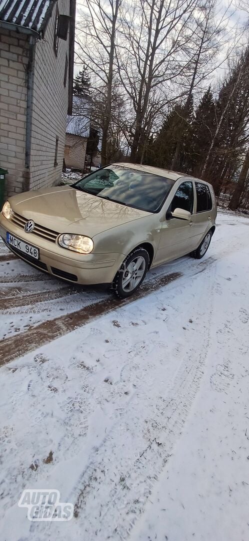 Volkswagen Golf 2003 m Hečbekas