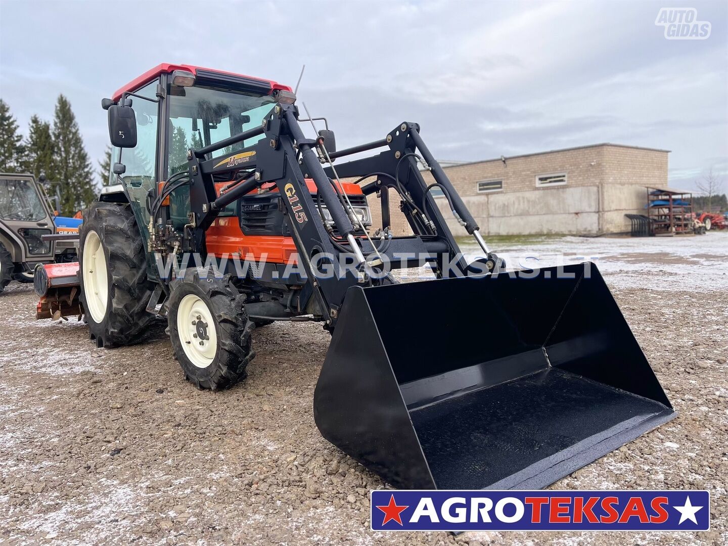 Kubota GL367 2002 m Traktorius