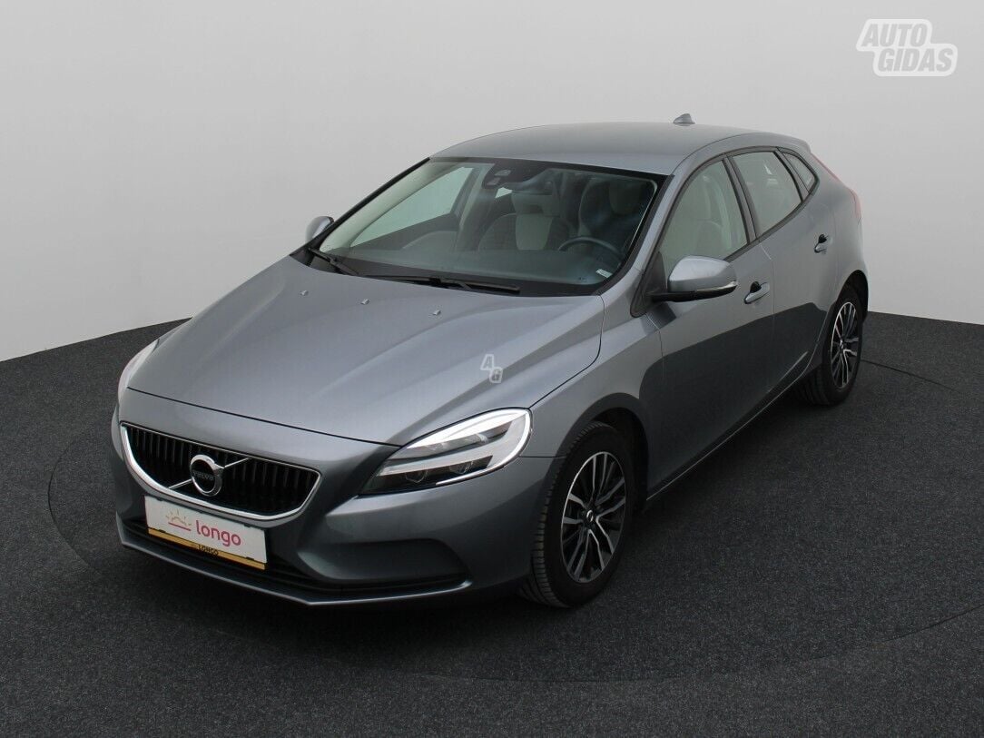 Volvo V40 2019 г Хэтчбек