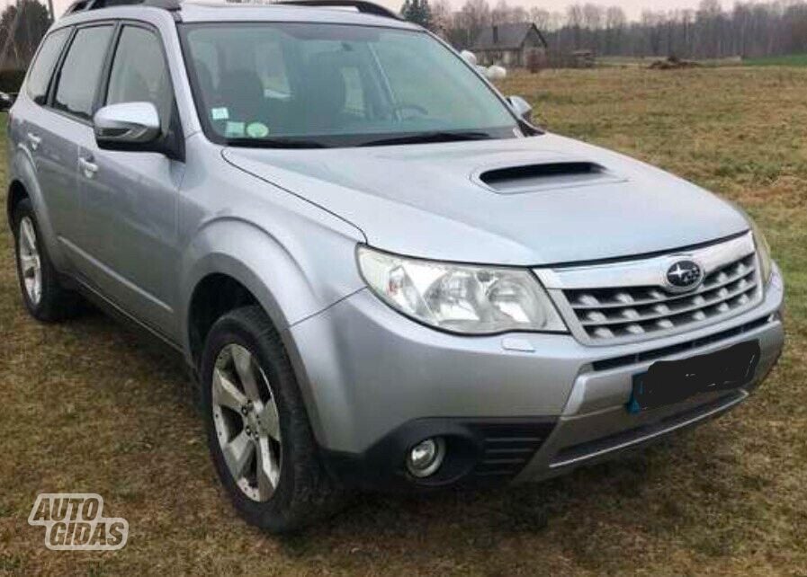 Subaru Forester 2011 г запчясти